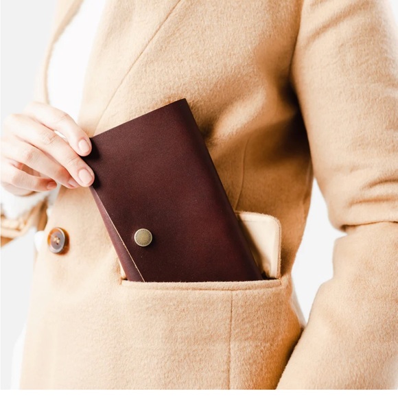 Portland Leather Company Leather Ranch Wallet - Picture 3 of 3